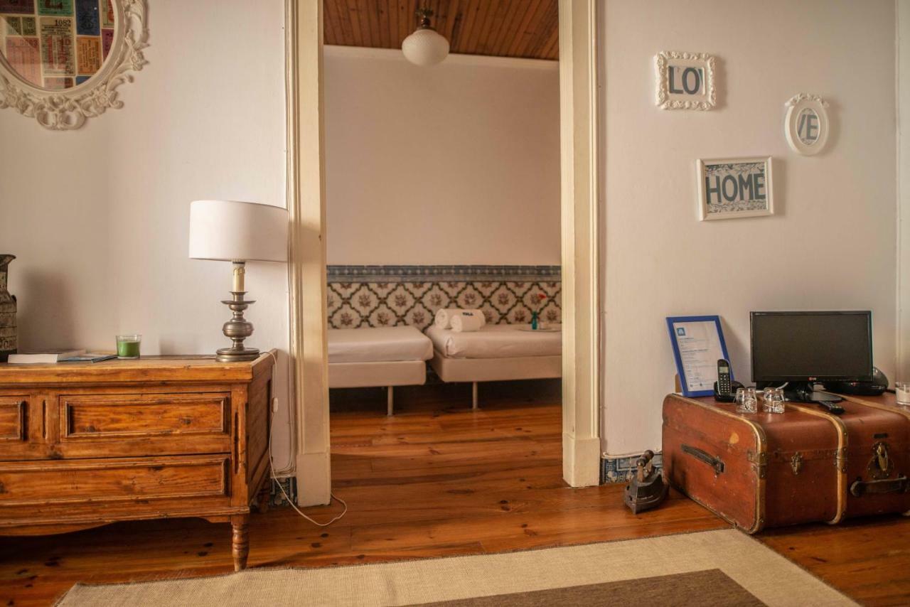 The Blue House - Lively Bairro Alto Apartment Lisboa Екстериор снимка